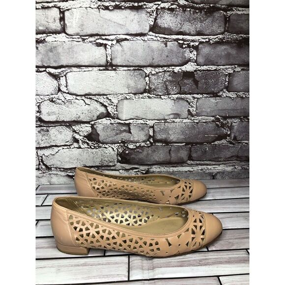 Stuart Weitzman Pink Nude Leather Laser Cut Cap Toe Ballet Flats Women’s 6.5M US - Picture 5 of 16